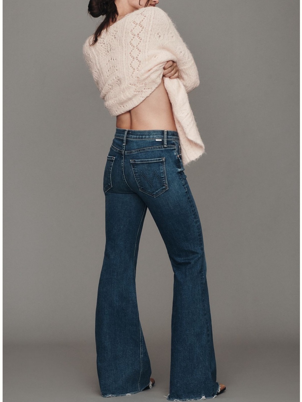 MOTHER “The Doozy Sneak Fray” Mid-rise Wide-Leg Jeans in Medium Blue Wash - Picture 6 of 9
